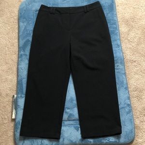 212 Collection Black Capris